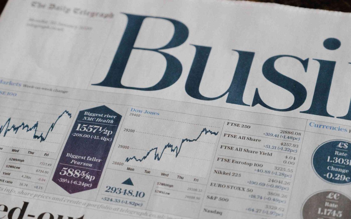 Navigating Fiscal Dramas and Market Downturns: What You Need to Know